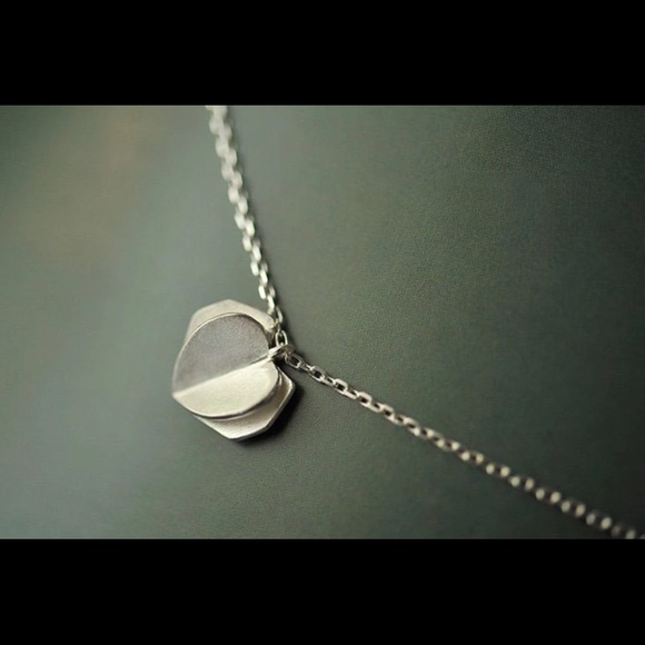 💜 STERLING SILVER (925) 3-D HEART NECKLACE - Picture 3 of 6